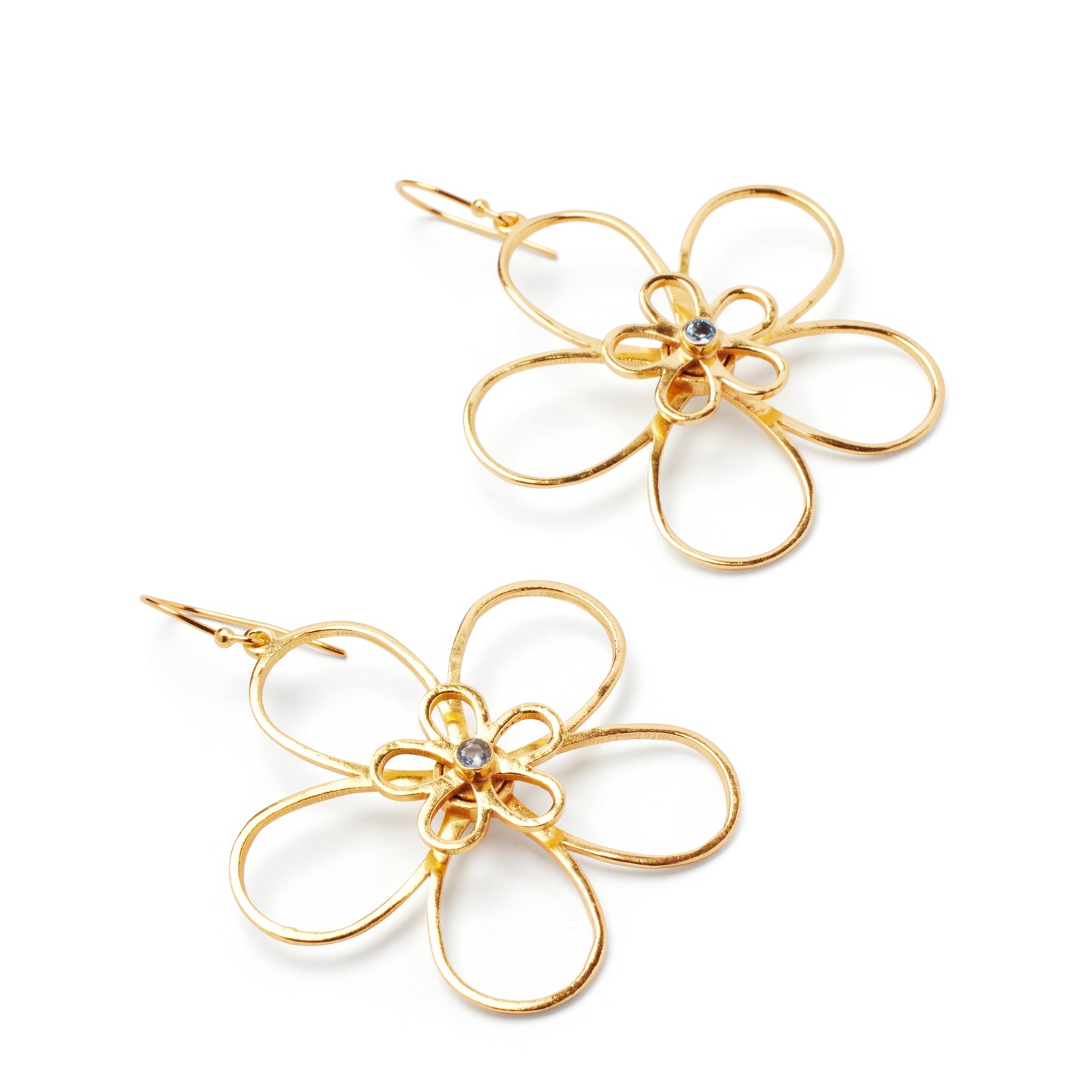 Amorcito Daisy Spinner Earring